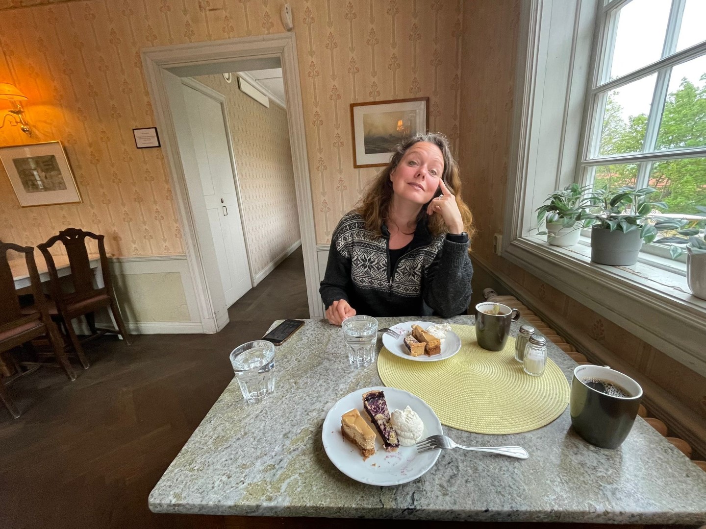 eten in oud Uppsala.jpeg